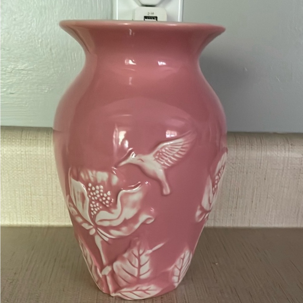 Elegant Pink Ceramic Vase